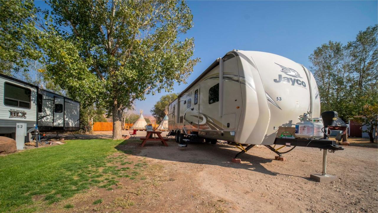 Outdoor Glamping Jayco Rv Ok35 Apartment Moab Exterior photo